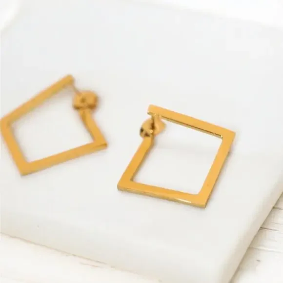 NEW 18K yellow gold plated square hoop drop earrings jewelry B19A - Picture 3 of 6